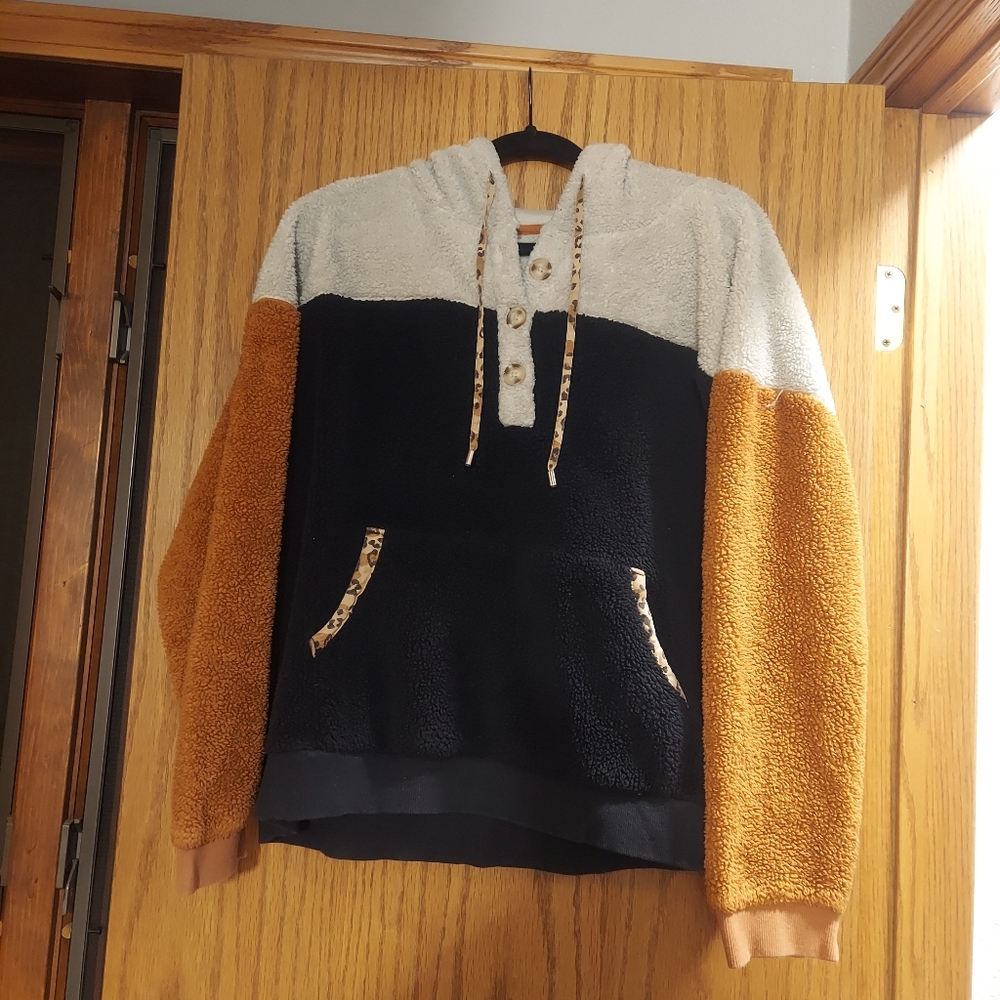 Colorblock Fleece Hoodie XXL fuzzy soft v neck button up sweatshirt